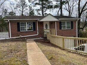 Building Photo - 1308 Woodfall Dr