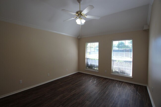 Building Photo - Almost Ready! 3 Bedroom 2 Bath in Whitehouse ISD!