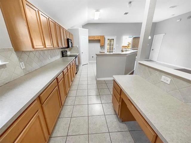 Building Photo - 3916 Big Thicket Dr