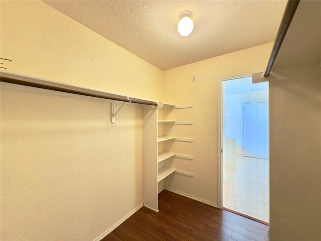 Building Photo - 17125 Dashwood Creek Dr