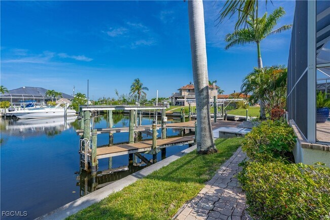 Building Photo - 2730 NW 42nd Pl