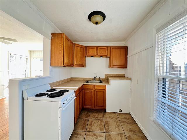 Building Photo - 101 Lindenwood Dr