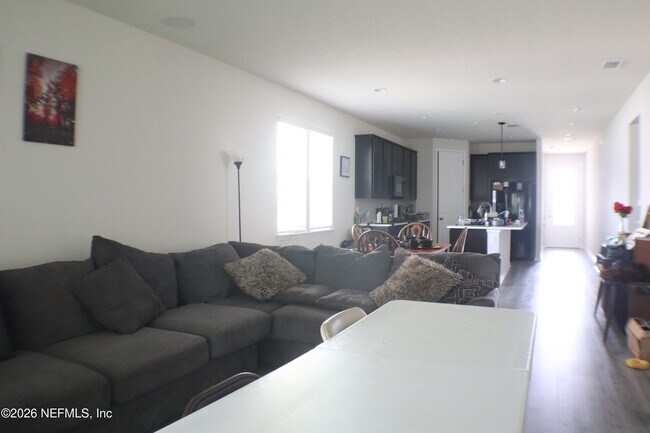 Building Photo - 5132 Sawmill Pt Wy