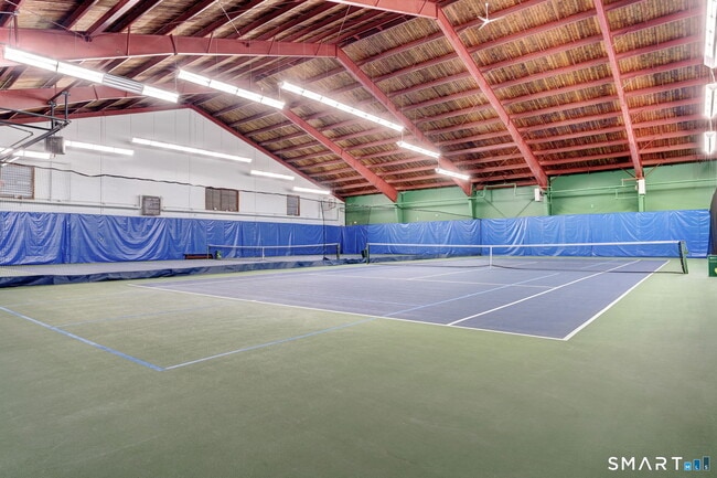 Building Photo - 355 Ledge Dr