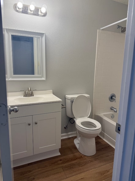 Building Photo - 4476 Norfleet St