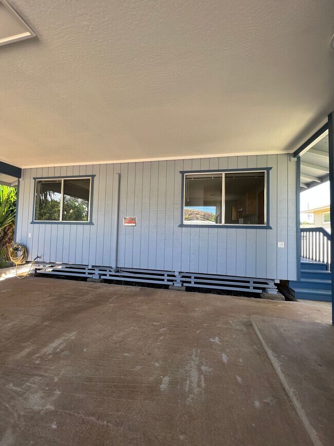 Building Photo - Beautifully Remodeled Single Family Home in Maili