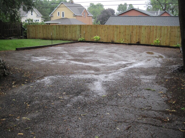 Building Photo - 1515 E Madison St