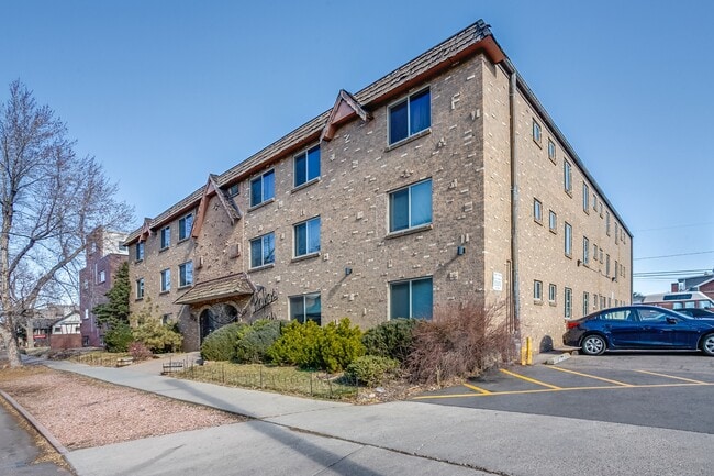Building Photo - Verra Apartments
