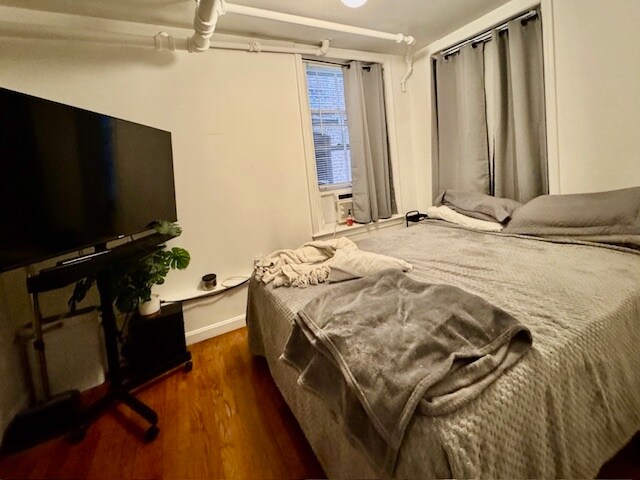 Building Photo - 21 Irving St