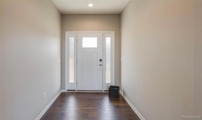 Building Photo - 2274 Findley Cir