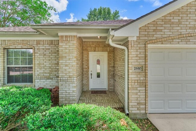 Building Photo - 2610 Braley Park Ln