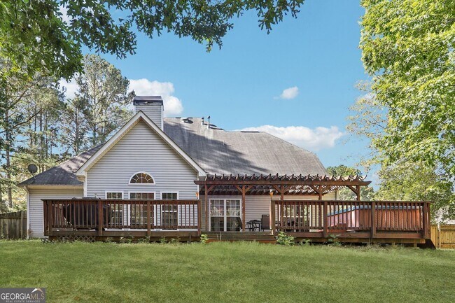 Building Photo - 255 Squire Ln