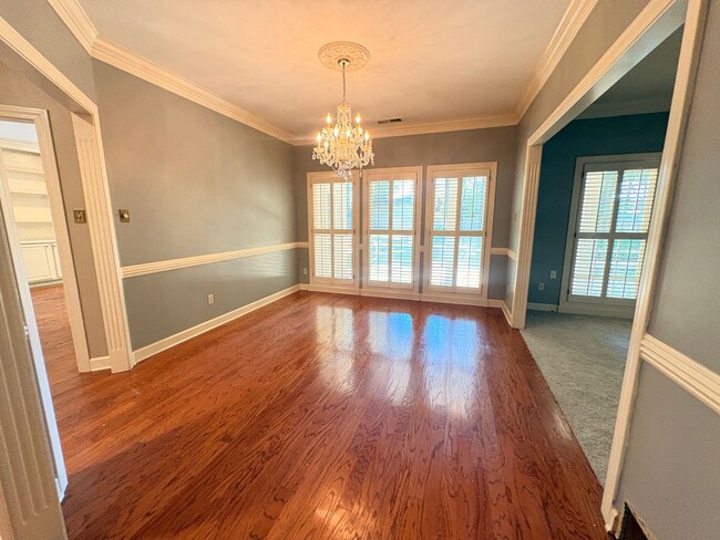 Building Photo - One Of Kind Home In Woodchase Subdivision! Over 3400 Sq Ft! Must have owner's approval on pets, f...