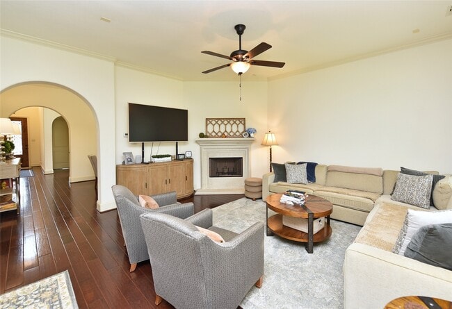 Building Photo - 13117 Stoneleigh Terrace Dr