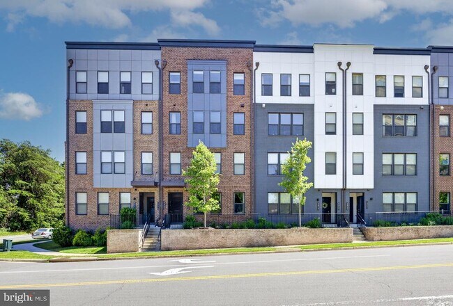 Building Photo - 4053 Legato Rd