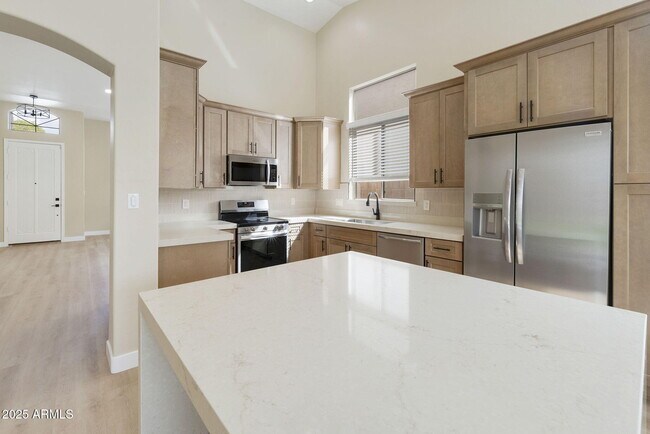 Building Photo - 1737 E Cortez Dr