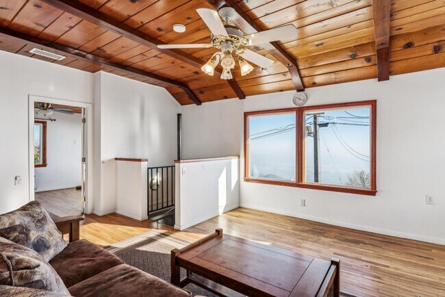 Building Photo - 25008 Ocean View Dr