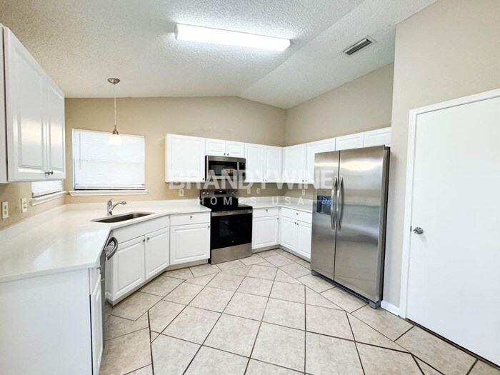 Building Photo - 8609 Brixton Ct