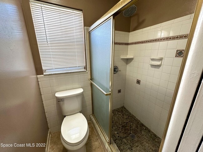 Building Photo - 1660 Neptune Dr