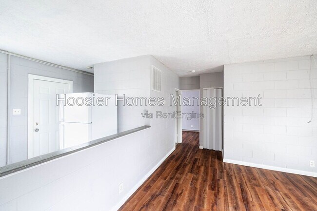 Building Photo - 1254 W 23rd St