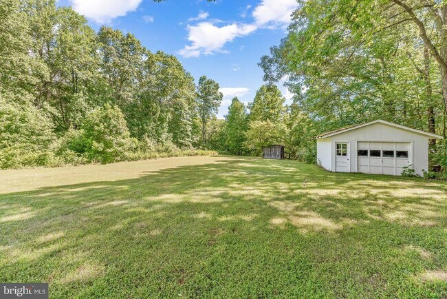 Building Photo - 2535 Solomons Island Rd