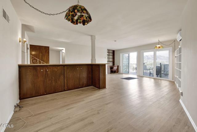 Building Photo - 1537 Silverwood Dr