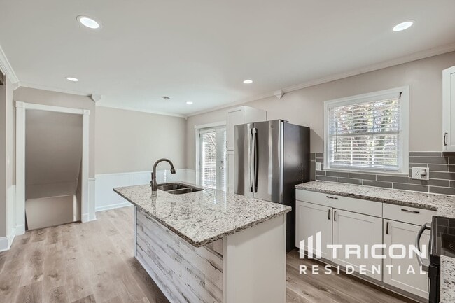 Building Photo - 5336 Orchard Pl
