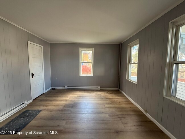 Building Photo - 1706 Prospect Ave