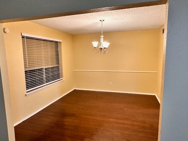 Building Photo - 6430 Kentwick Dr