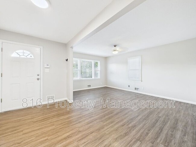Building Photo - 3469 N 27th St