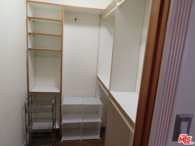 Building Photo - 4186 Lincoln Ave