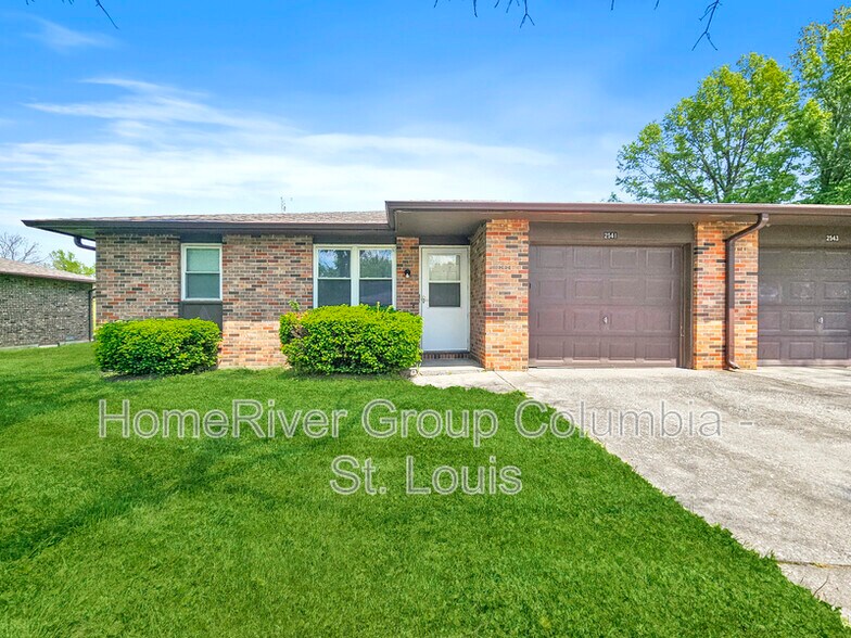 Building Photo - 2541 E Morris Dr