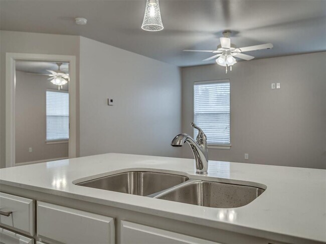 Building Photo - 12006 Rhya Ln