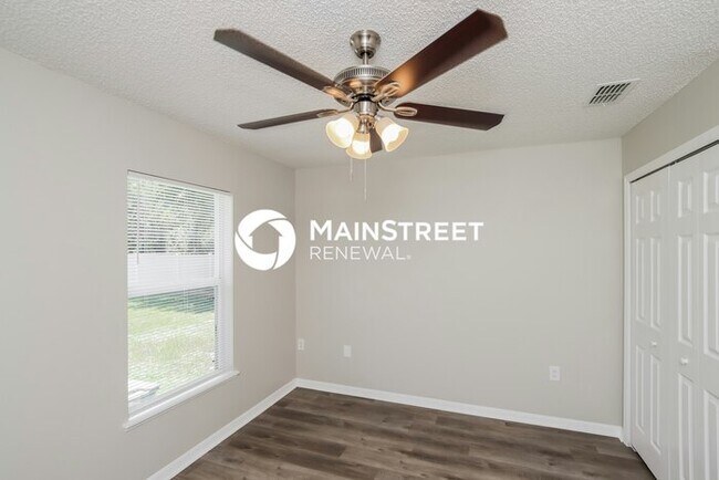 Building Photo - 3 Bedroom Pet-Friendly Home in PALM BAY, FL with Main Street Renewal