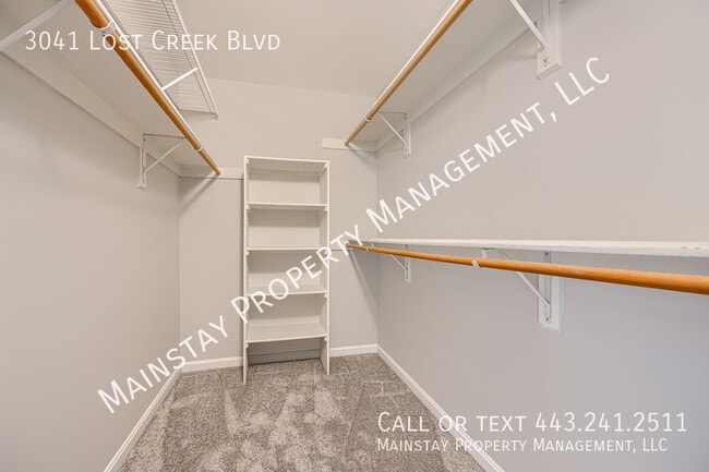 Building Photo - 3041 Lost Creek Blvd