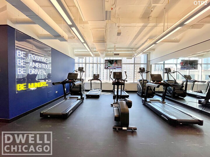 Building Photo - 1147 N Wells St