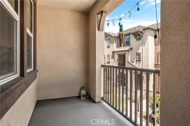 Building Photo - 40727 Melrose Dr
