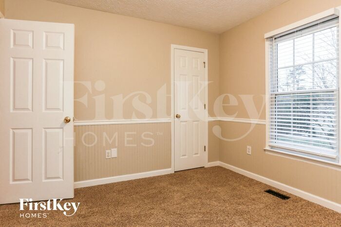 Building Photo - 164 Villa Ridge Ct