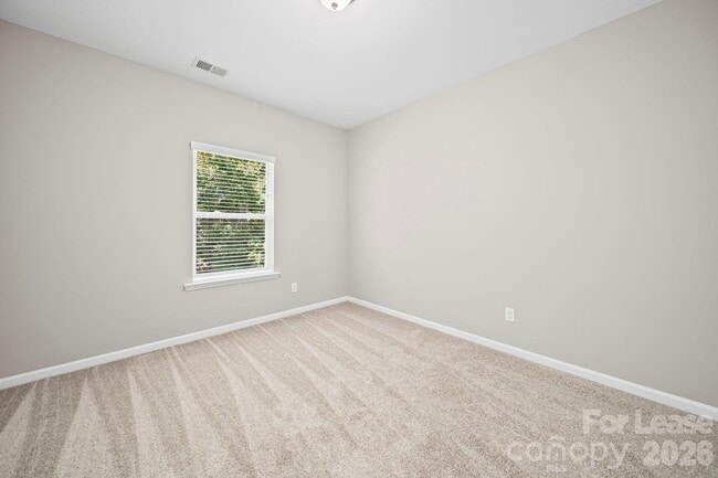 Building Photo - 1912 Madeira Cir