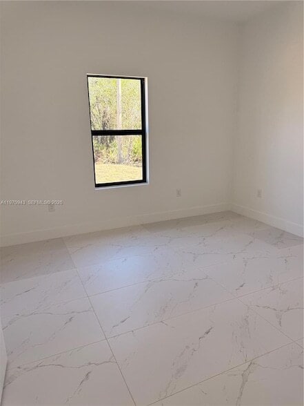 Building Photo - 20 Organ St