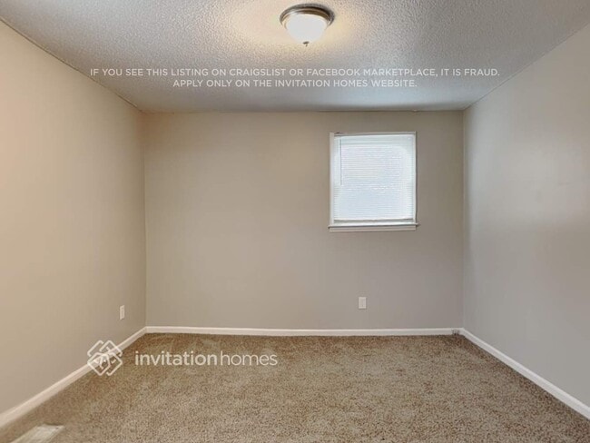 Building Photo - 208 Ferncliff Dr