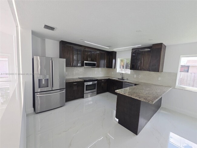 Building Photo - 4490 SW 19th St