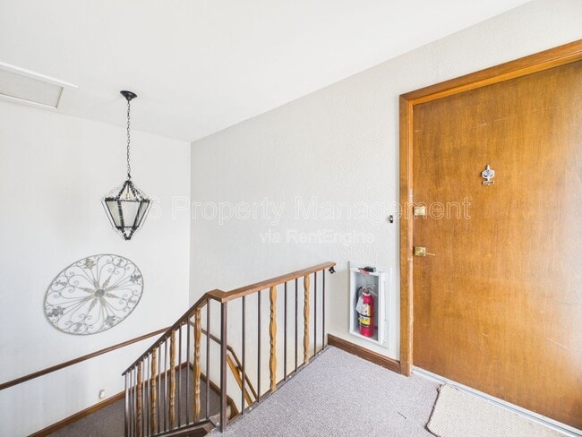 Building Photo - 439 W 104th St