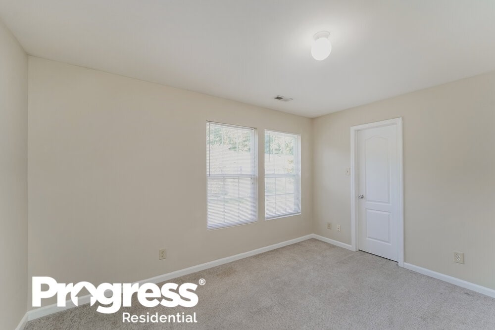 Building Photo - 4803 Reinbeck Dr