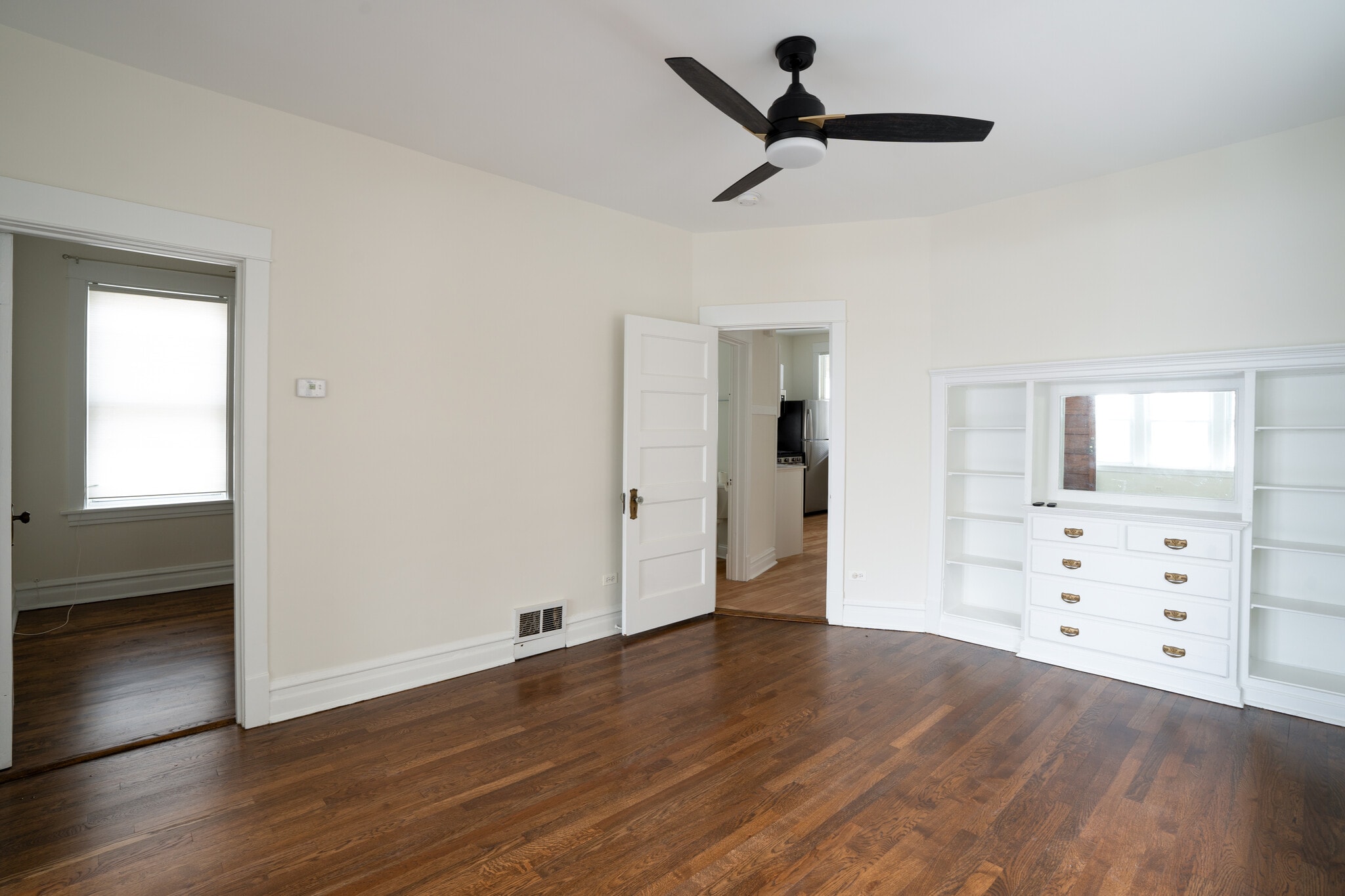 Building Photo - 3541 N Whipple St