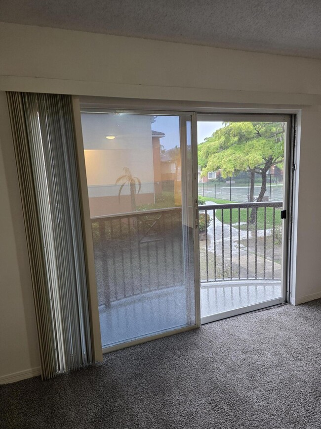 Building Photo - 4175 N Haverhill Rd