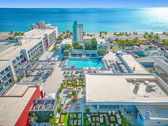 Building Photo - 777 N Ocean Dr