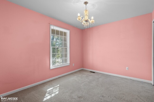Building Photo - 2199 Edgestone Dr