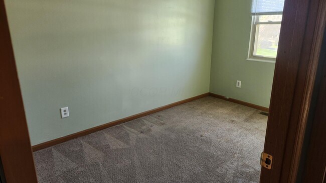 Building Photo - 620 Mistletoe Ct