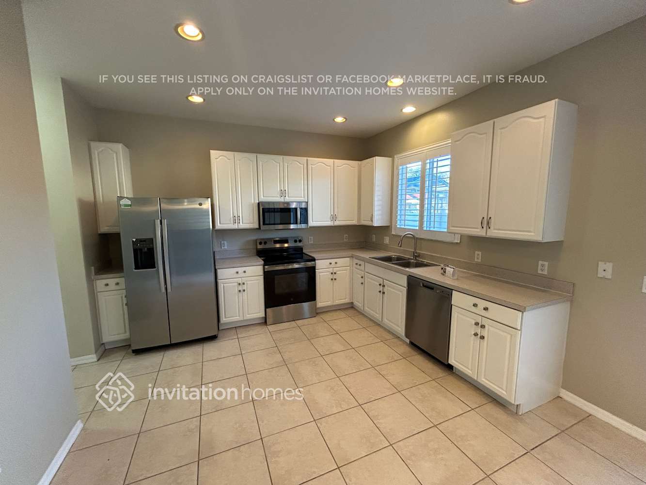 Building Photo - 2258 Blackwood Dr